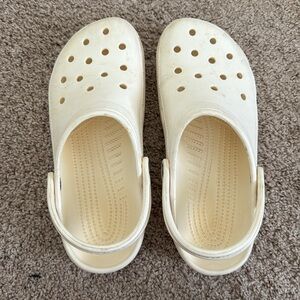 crocs